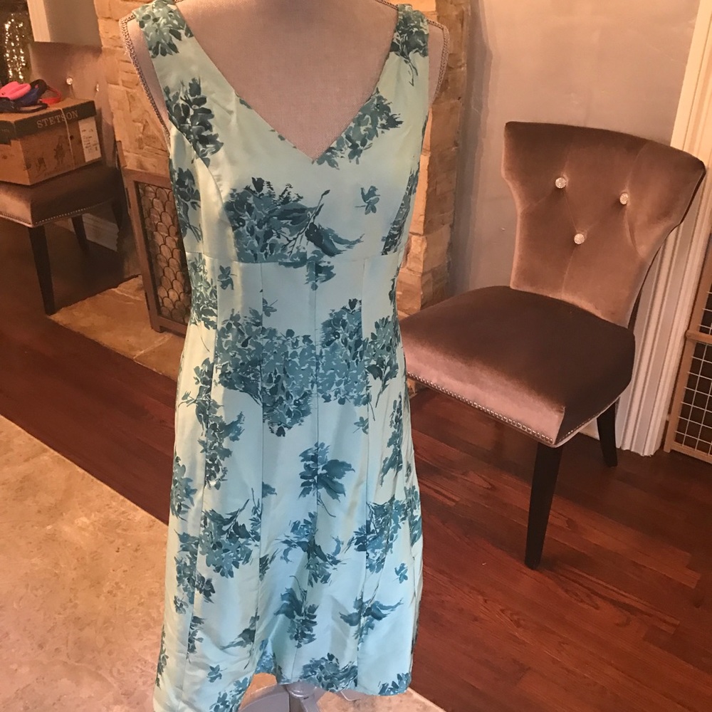 Ann Taylor Blue Print  Silk Dress Size 2